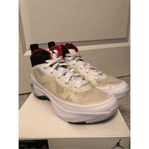 Nike Air Jordan XXXVII GS Size 5.5Y